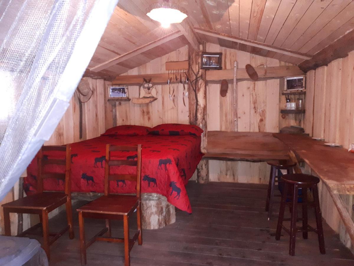 Hébergement de la Montagne St-Roch Saint Roch de Mekinac Buitenkant foto